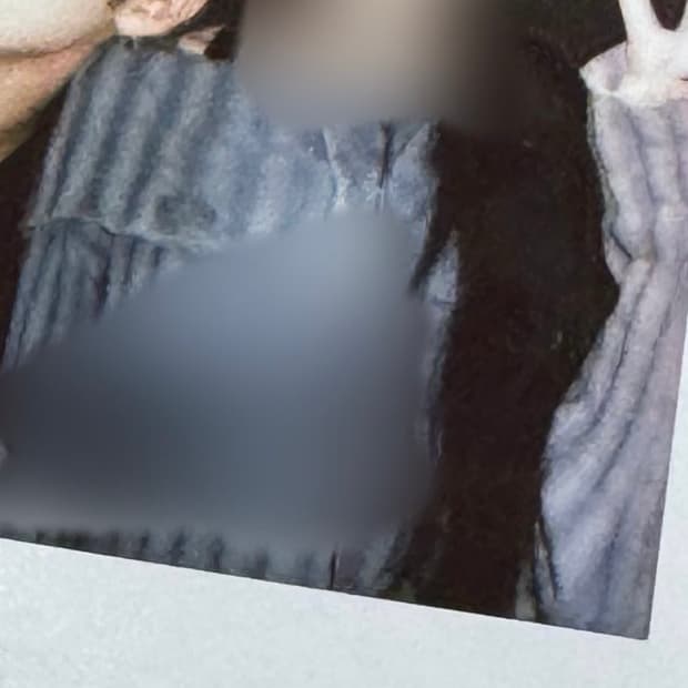 커렌트 워싱 오프숄더 니트 탑 그레이