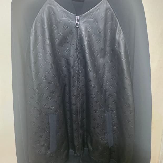 루이비통 양가죽 믹스 블루종 3L