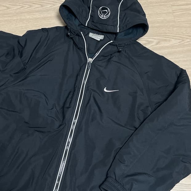 나이키 올드스쿨 후드패딩 점퍼 바람막이