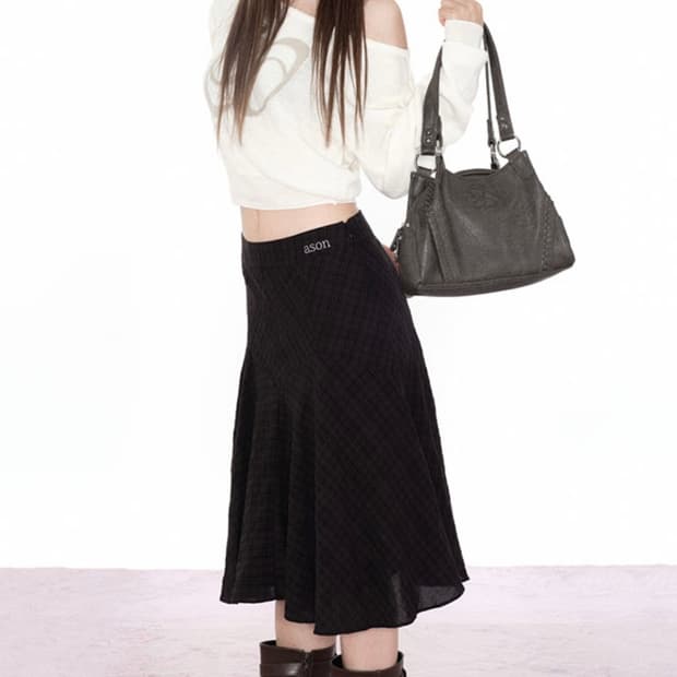 애즈온 런던 체크 미디 스커트