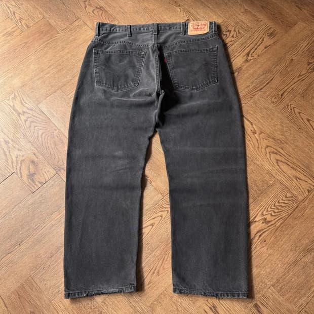 [38]00's 리바이스 쿠페 트레디셔널 핏 흑청 데님 팬츠
