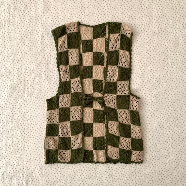 카키 체크 크로쉐 베스트