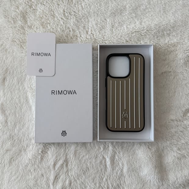 리모와 아이폰 16프로 케이스 (내추럴티타늄)