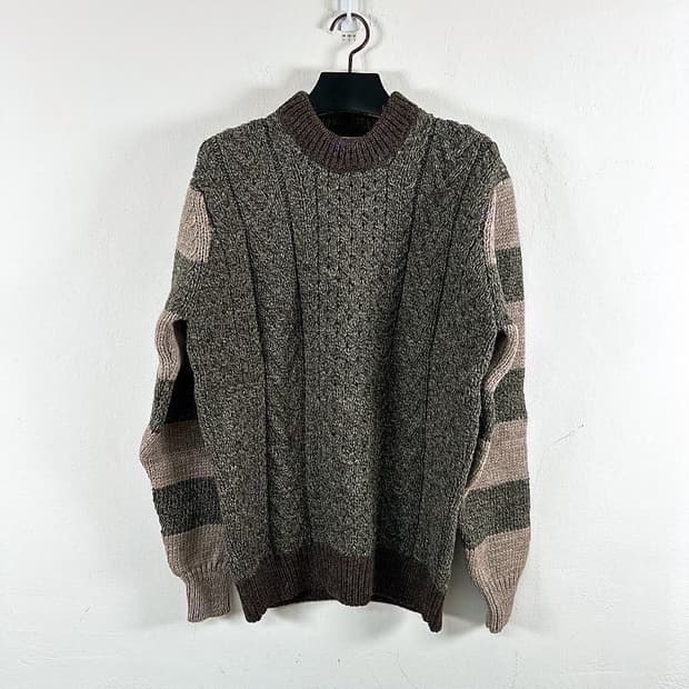 (정품/새상품) 이스트로그 X 하울린 콜라보 남성 카키그린 케이블 울니트