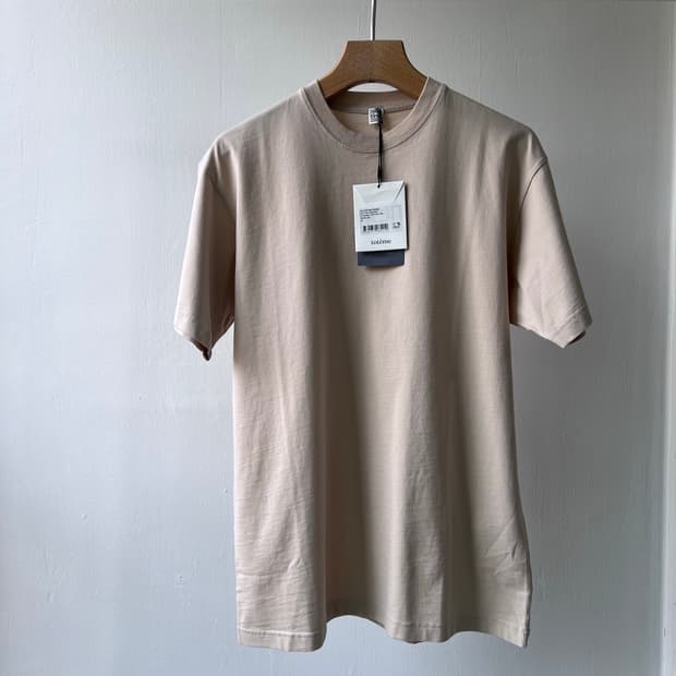 (새상품) toteme 토템 오버핏 반팔 티셔츠