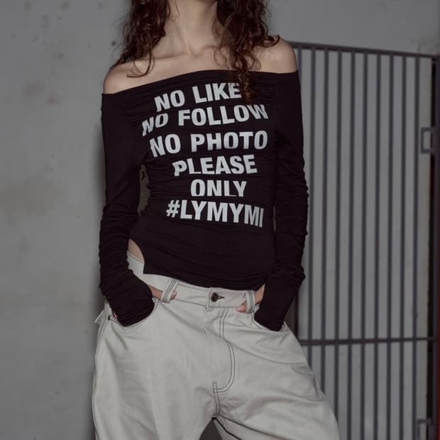 Kacy Lettering Long Off-Shoulder Top