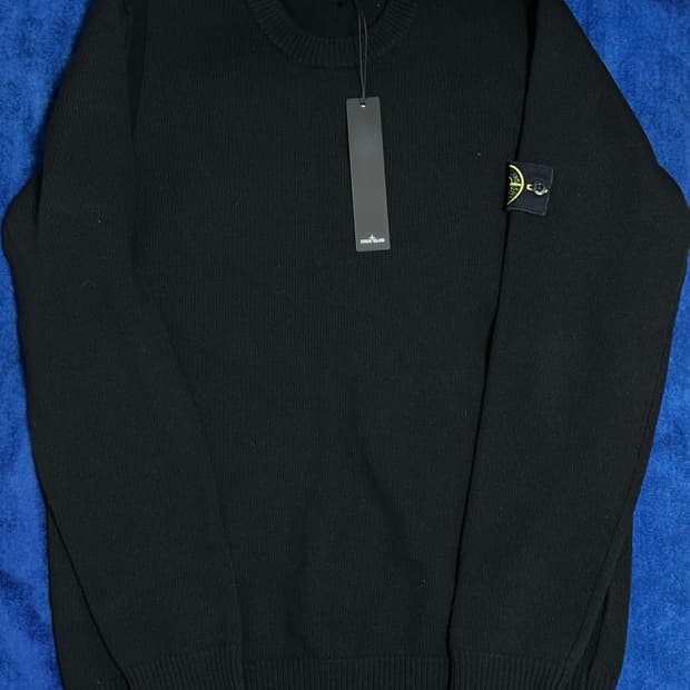 스톤 아일랜드 508A3 램스울 크루넥 니트 블랙 - 23FW (XL)
