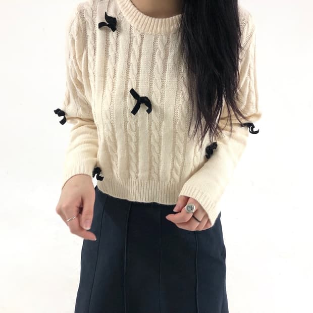 Ribbon Accent Ivory Cropped Knit 