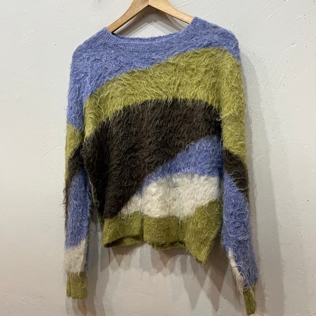 AZUL 헤어리 니트 우먼즈