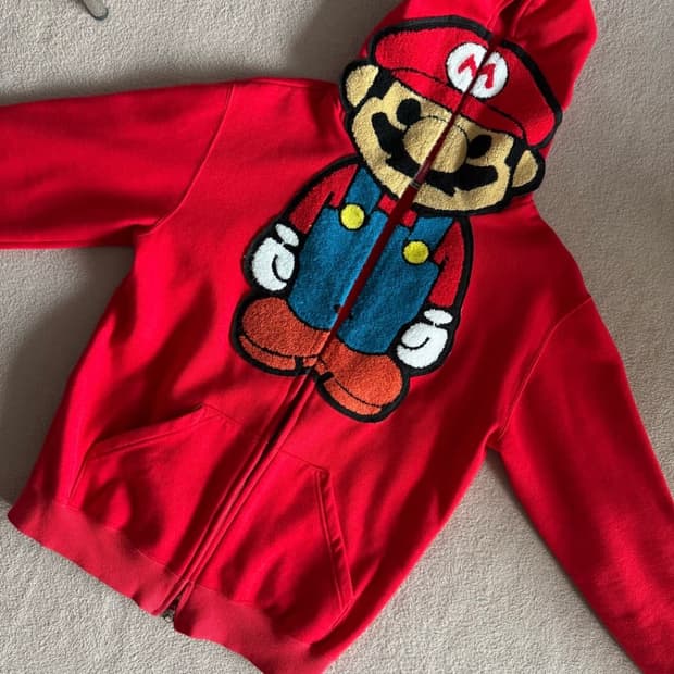 베이프 마리오 후드집업