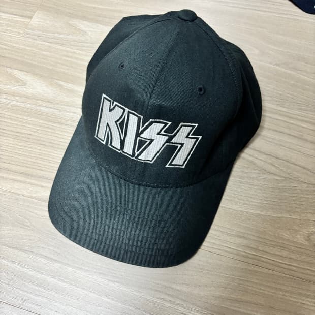밴드 kiss 볼캡 피티드캡