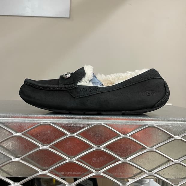 어그 앤슬리 잼 슬리퍼 250