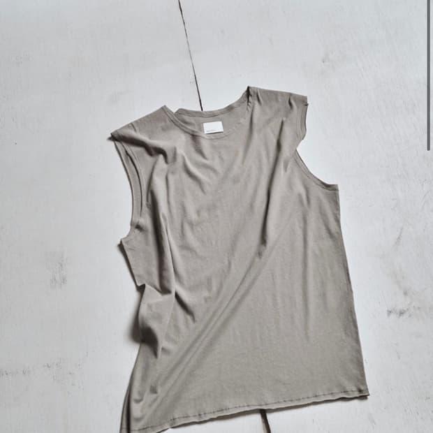 monoprive Textured Base Sleeveless