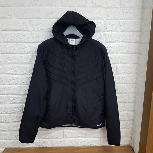 나이키 런닝 점퍼 남성100 (에어로레이어 바람막이 DJ0569-010