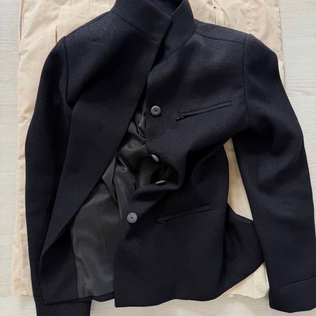 애옹쓰 카하프 자켓