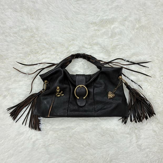 엔틱프린지 리얼레더백