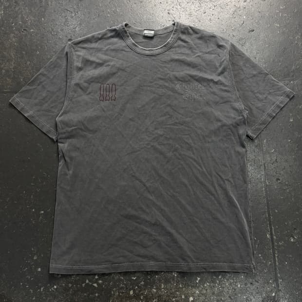 100 아웃스탠딩 반팔티