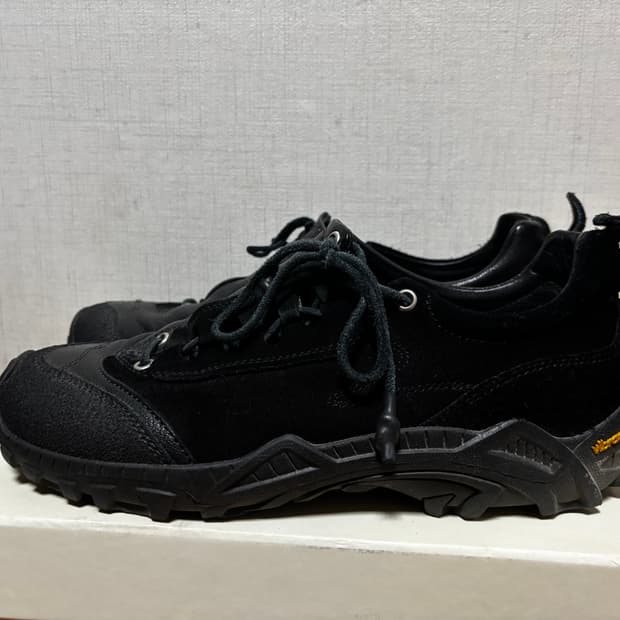 아워레가시 가베 스텔스블랙 42사이즈