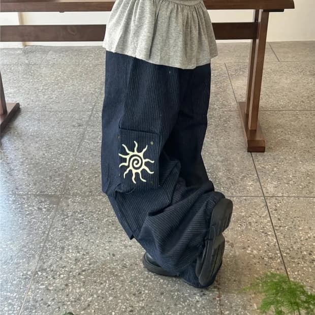 오뉴이 스트라이프 밴딩 벌룬팬츠 (흑청)
