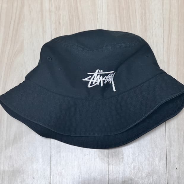스투시 버킷햇 블랙