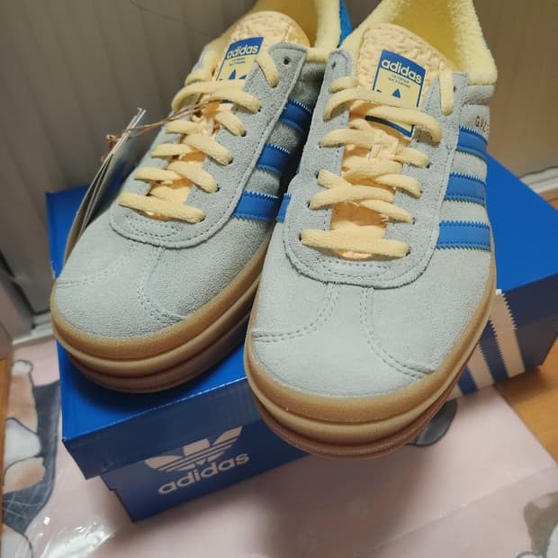 아디다스 가젤 볼드 230