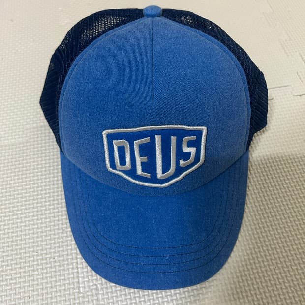 데우스 트러커 CAP
