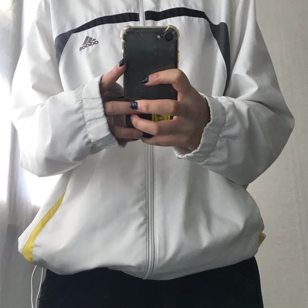 아디다스 화이트 윈드브레이커