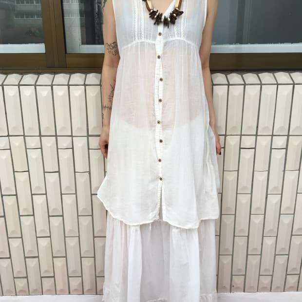 Button up white sleeveless