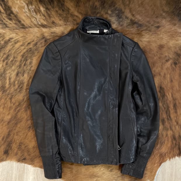 Dkny 하이넥 레더 자켓