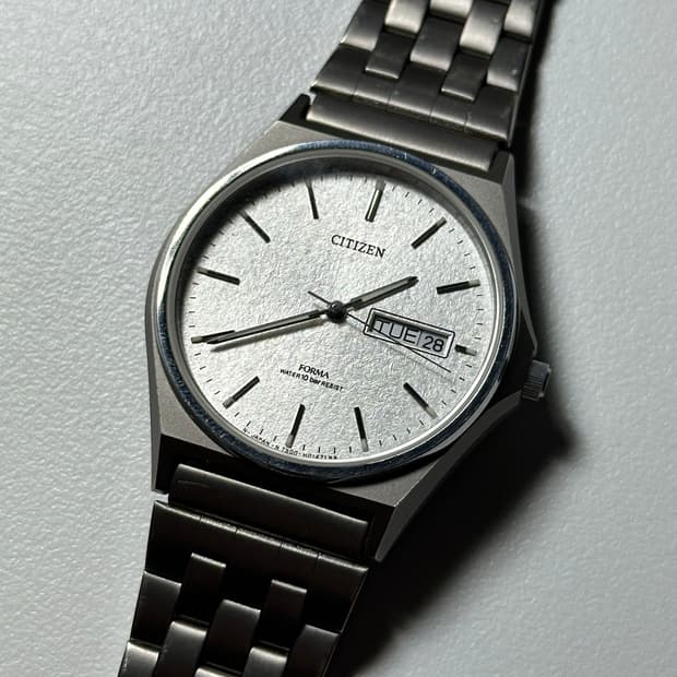 CITIZEN quartz forma
