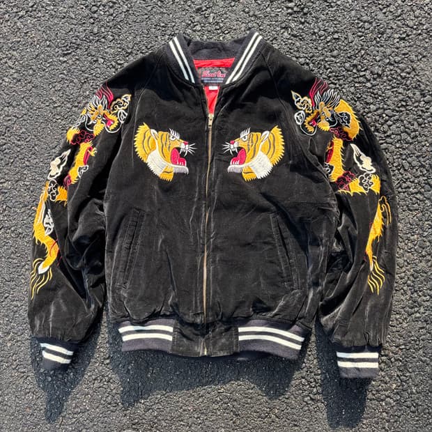 슛원 벨벳 스카잔 자켓