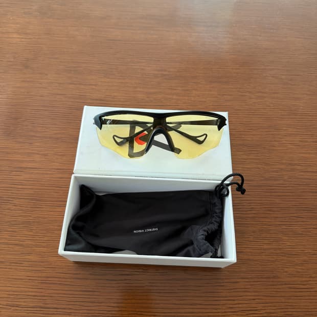 디스트릭트 비전 준야 레이서 옐로우