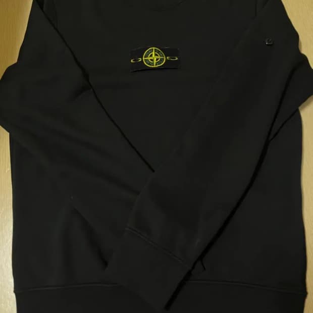 스톤아일랜드 맨투맨 