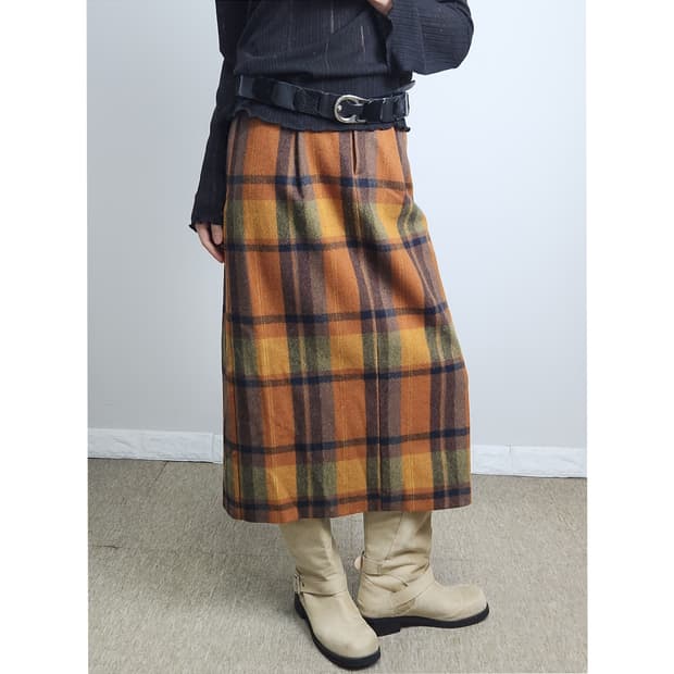 체크 핀턱 롱 스커트