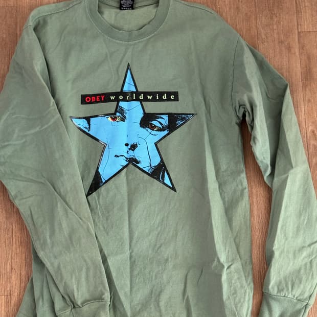 Obey 롱 슬리브