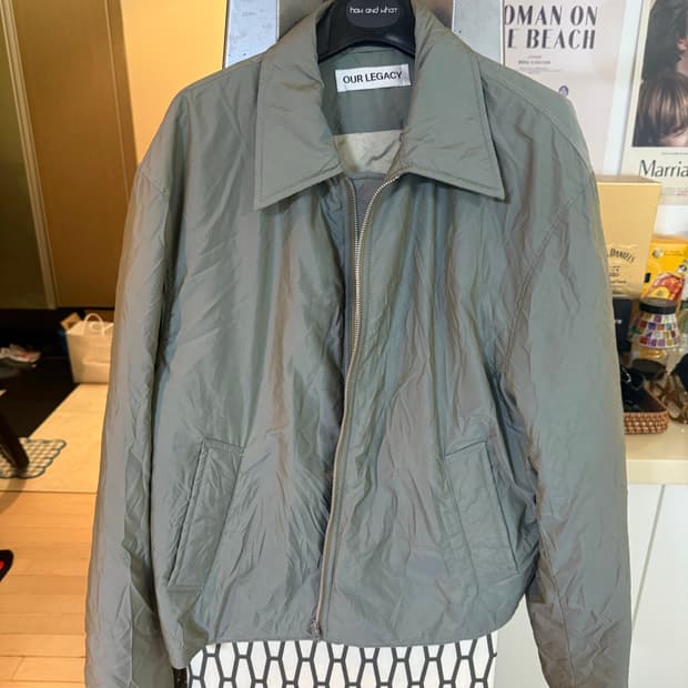 아워레가시 샤이닝 자켓 올리브 46