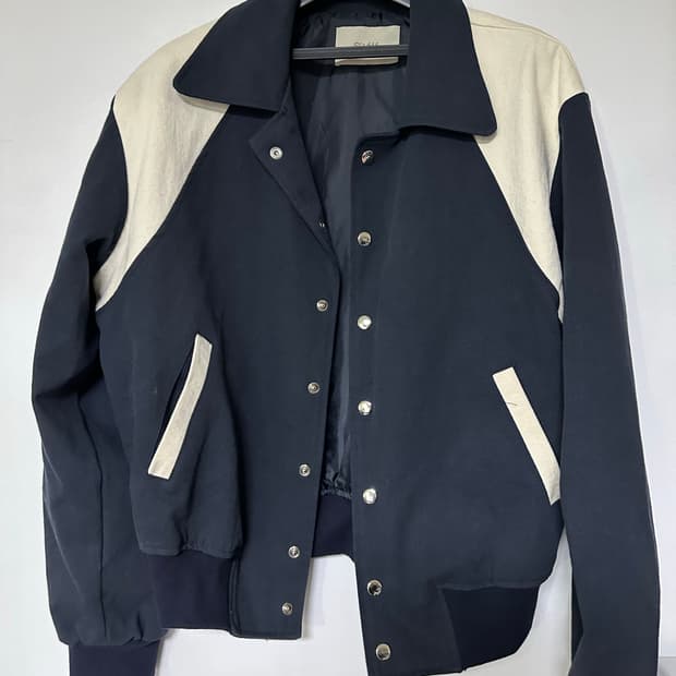 SLAM 브랜드의 배색 자켓