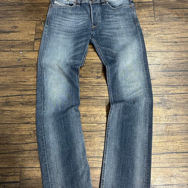 디젤 DIESEL VIKER 0885K 워시드 스트레이트 데님 팬츠 32