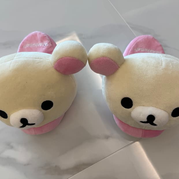 코리락쿠마 룸슈즈 슬리퍼