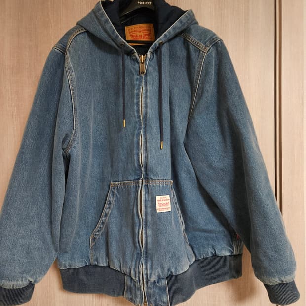 Levis denim hoodie jacket 