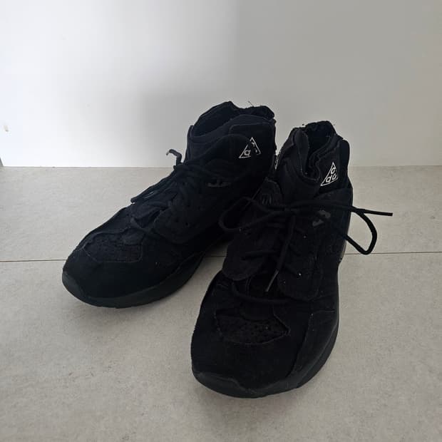 나이키acg x 꼼데가르송 옴므 Mowabb black