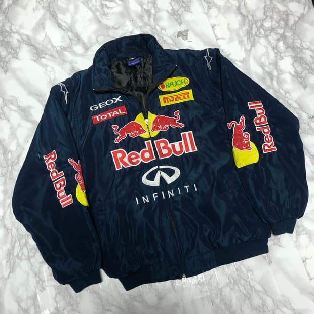 레드불 포뮬러원 자켓 거의새거 자수 남성용