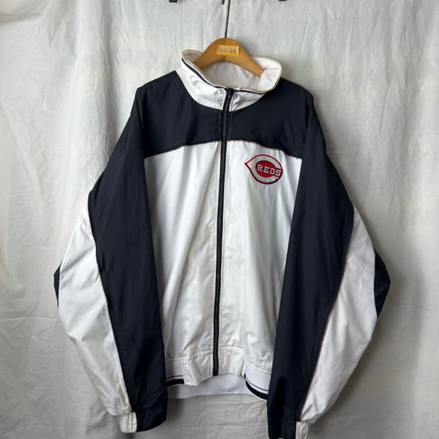 L 90’s G-III MLB 신시내티 레즈 팀 올드스쿨 바람막이 