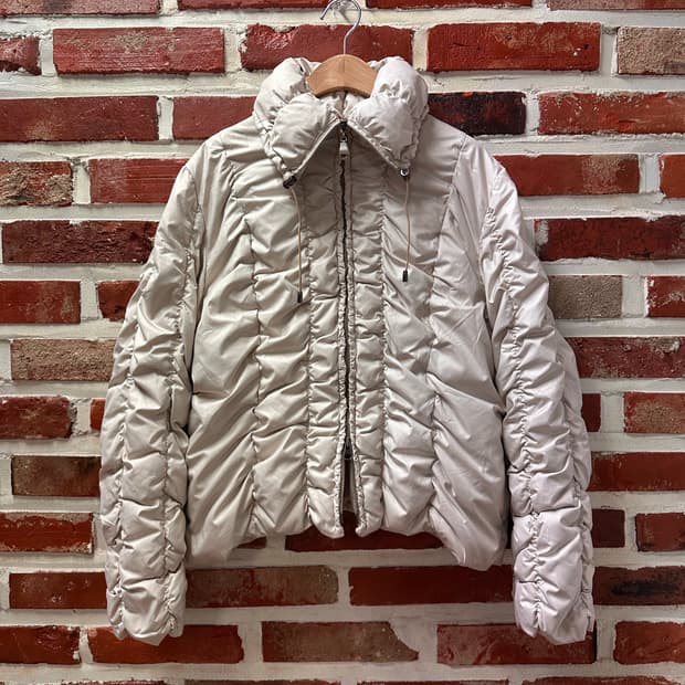 (OS)C’EST CHIC’A 셔링 덕다운 패딩