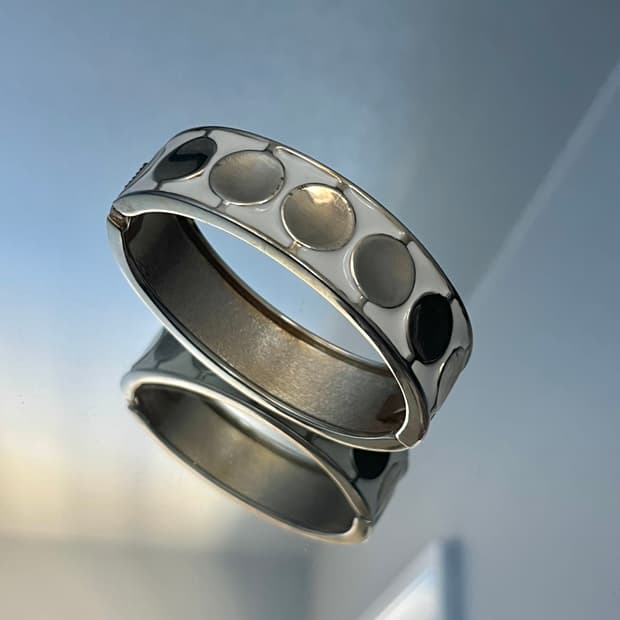 화이트 실버 팔찌