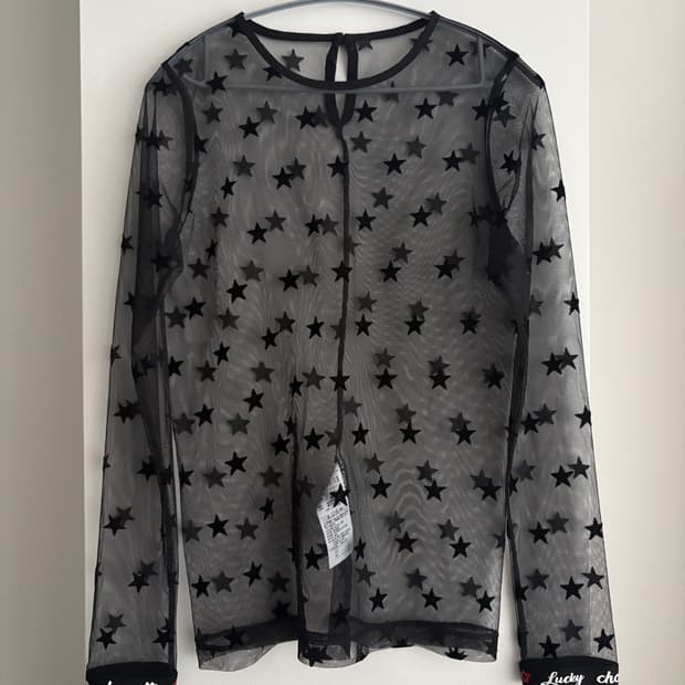 럭키슈에뜨 블랙 별 시스루 티셔츠 36