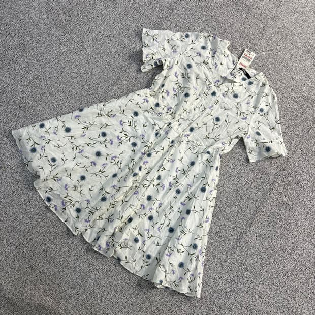 S 새상품 스파오 꽃무늬 반팔 원피스 0409J