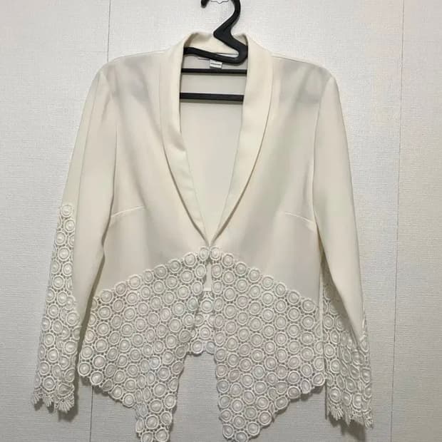 다이앤본퍼스텐버그 레이스 자켓