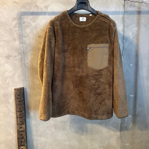 엔지니어드 가먼츠 X 유니클로 플리스 100 후리스