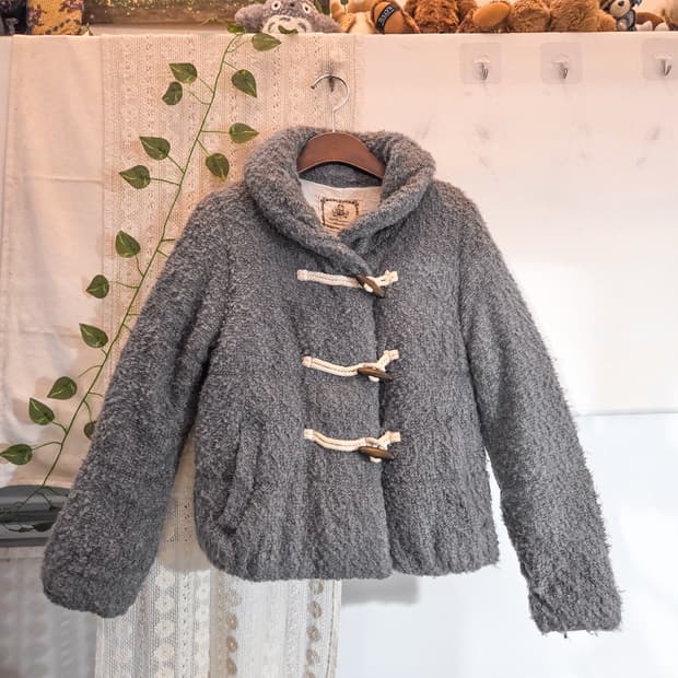 earth music 부클 떡볶이 패딩